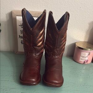 Brown Leather Cody James Cowboy Boots SZ 10 boys box 87